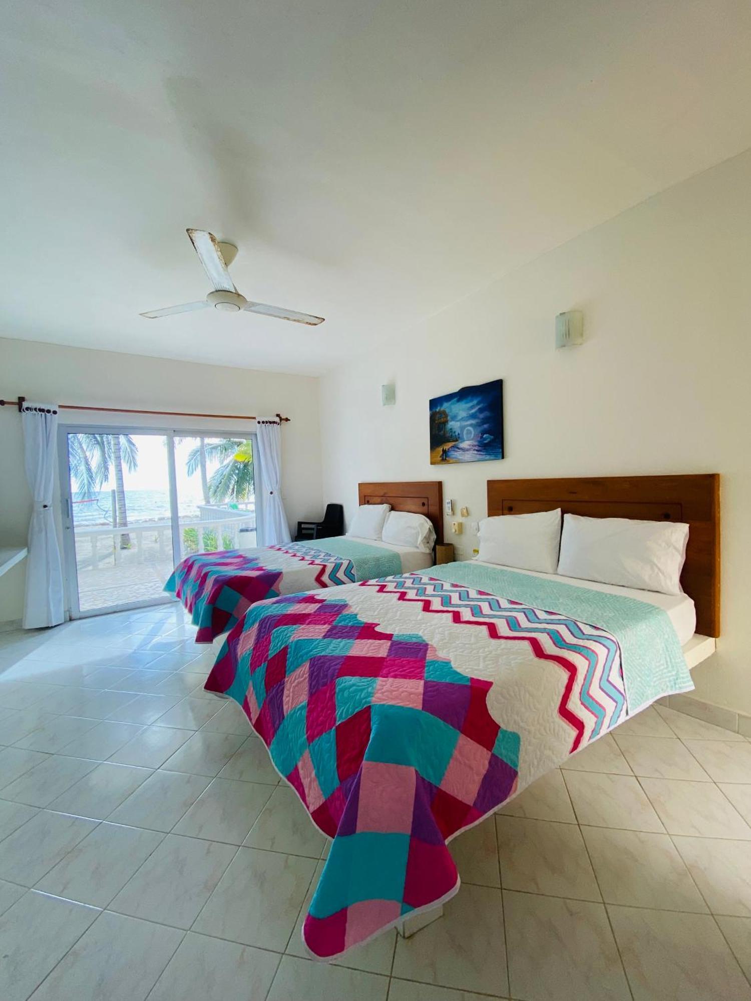 Hotel Costa Linda Толу Экстерьер фото