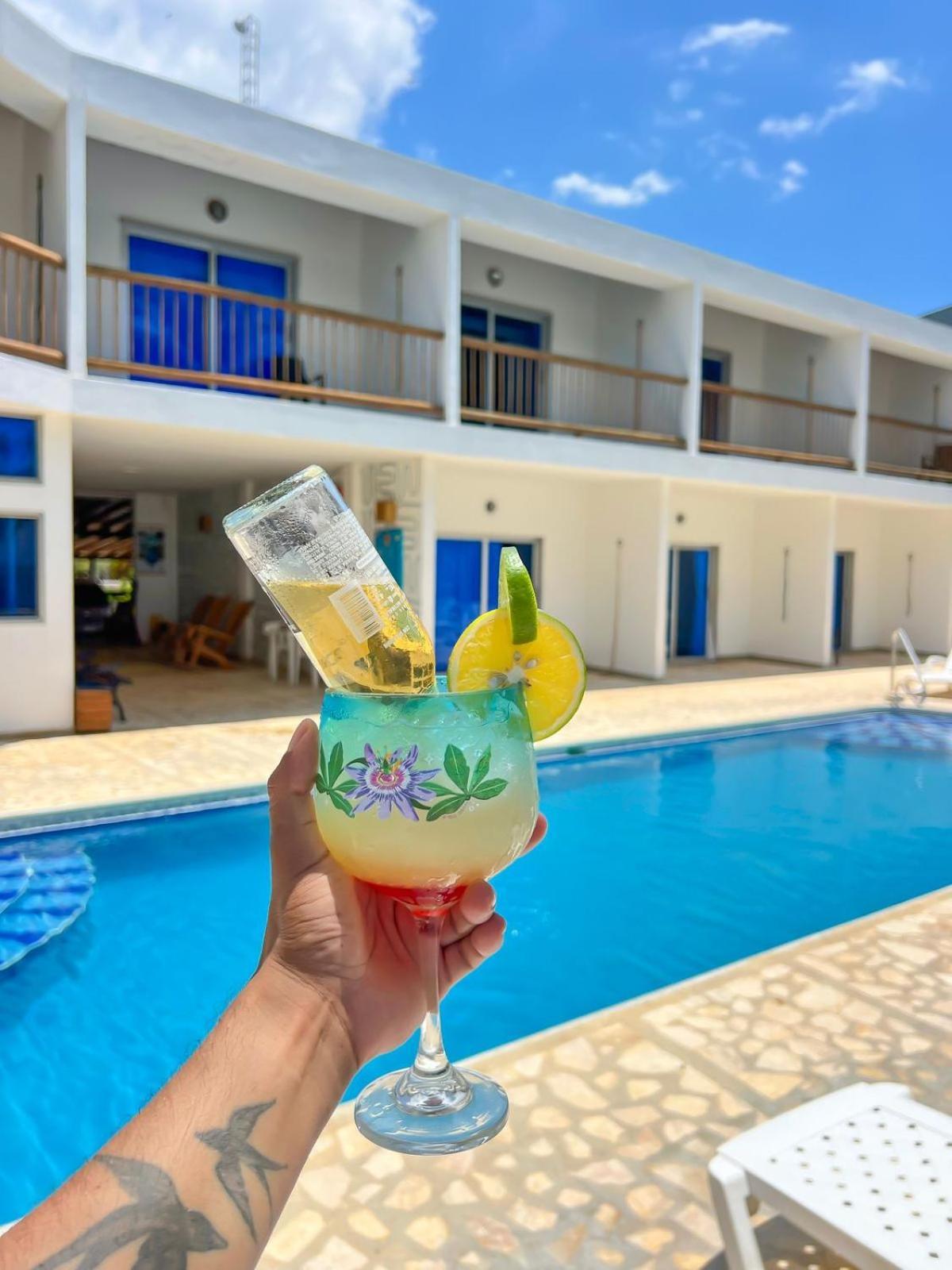 Hotel Costa Linda Толу Экстерьер фото